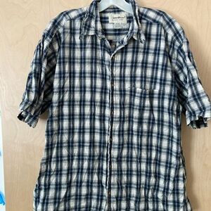 Eddie Bauer Black and Tan Plaid Button-Up Shirt Men’s Size Large